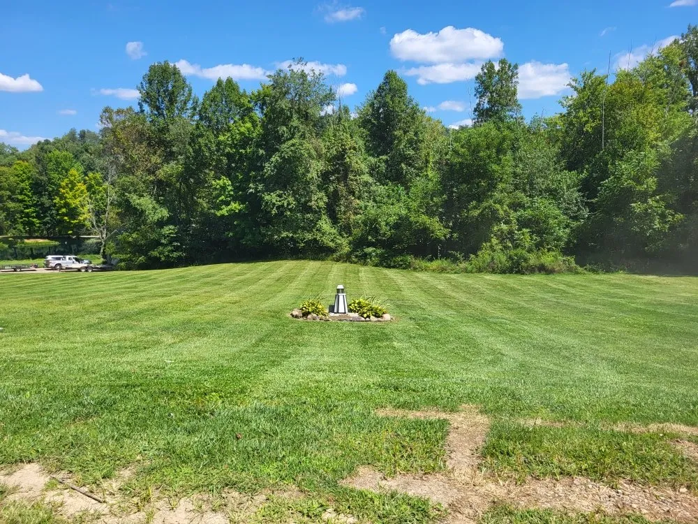 Professional yard cleanup service in Mansfield, OH - Frontz Lawn Care