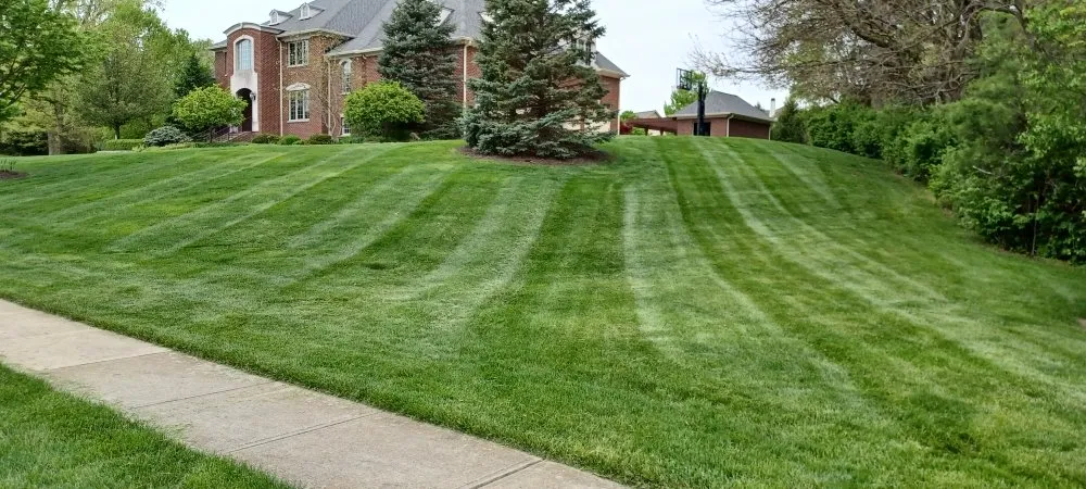 Reliable landscape installation for homes in Lebanon, IN by Frosty Green's Landscaping