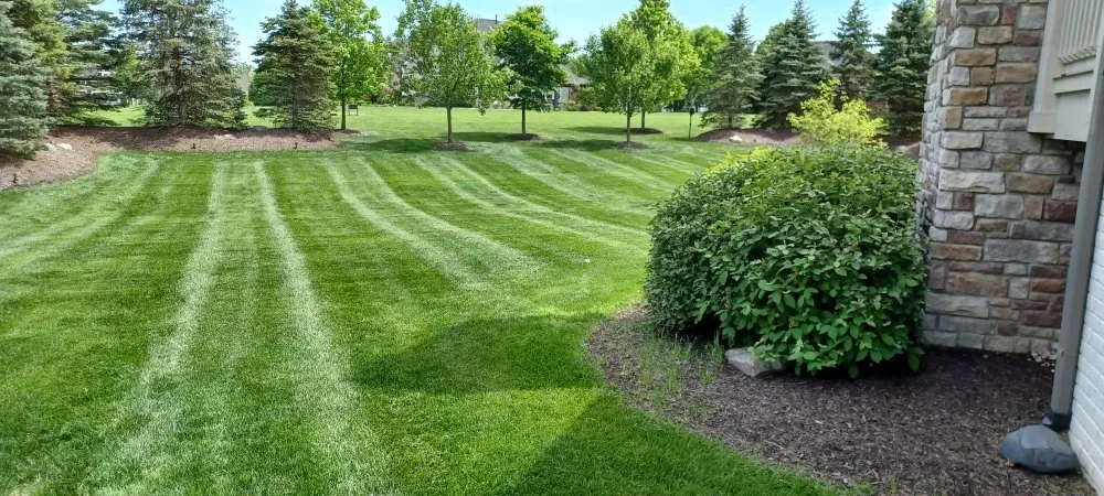 Local outdoor landscaping experts serving Lebanon, IN - Frosty Green's Landscaping