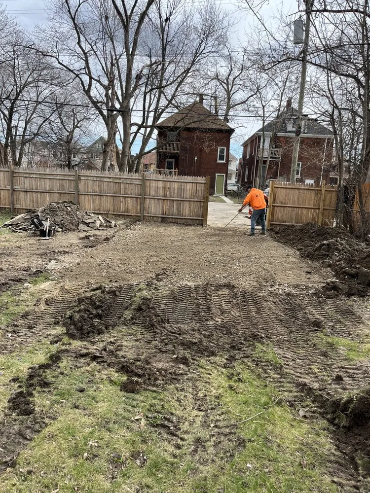 Custom garden landscaping in Southfield, MI - Frosty Landscape