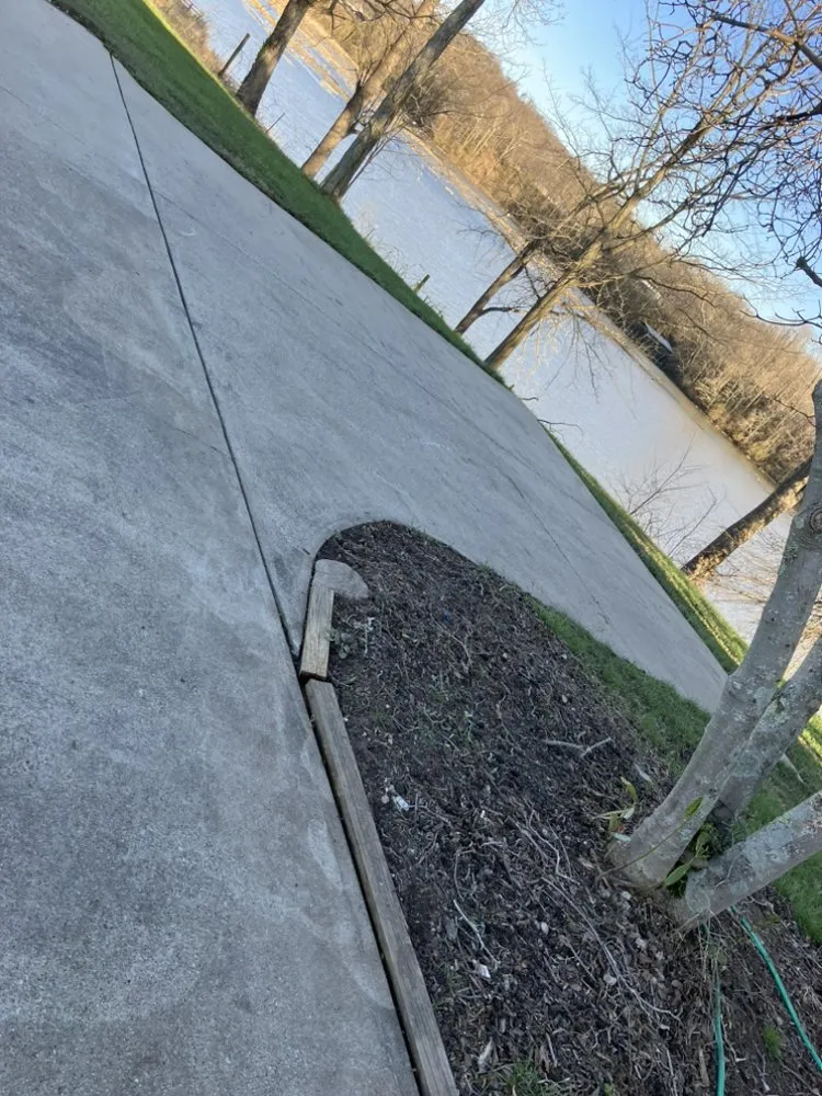 Custom landscape design in Warsaw, KY by Frozty’s Property Maintenance