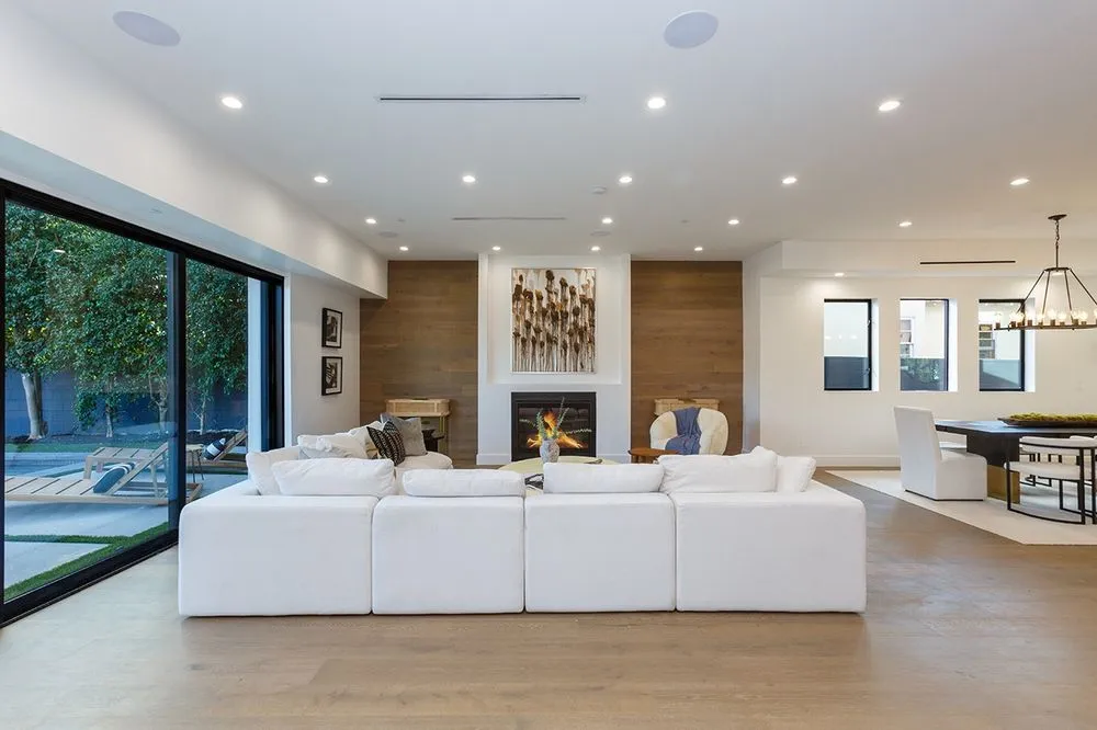 Expert yard maintenance in Sylmar, CA - FS Construction