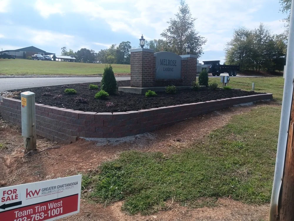 Custom yard maintenance in Evensville, TN by F&S Lawn Care