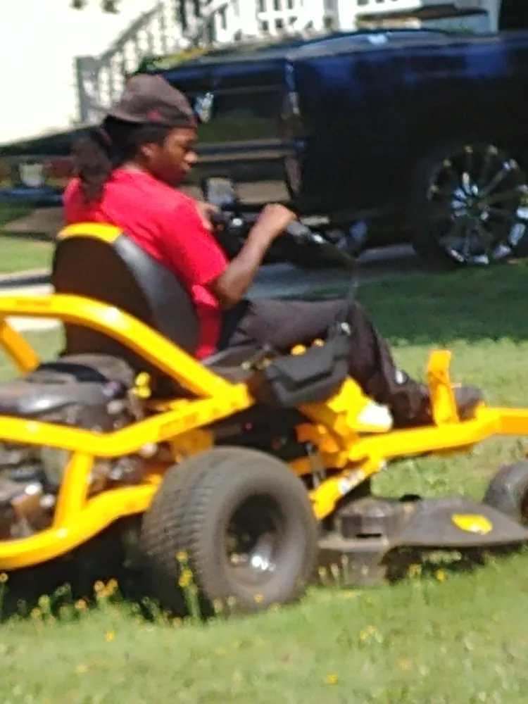 Trusted lawn care service experts serving Jefferson, GA - F&S Lawncare