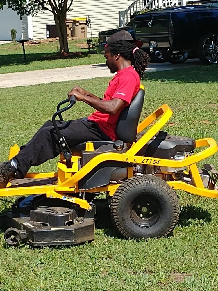 Reliable lawn care service for year-round maintenance across Jefferson, GA - F&S Lawncare