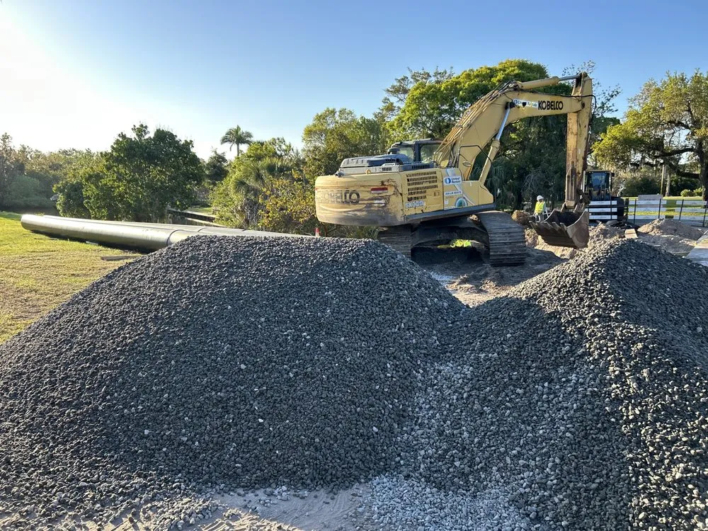 Reliable outdoor landscaping in Altamonte Springs, FL by FSF Truck Services