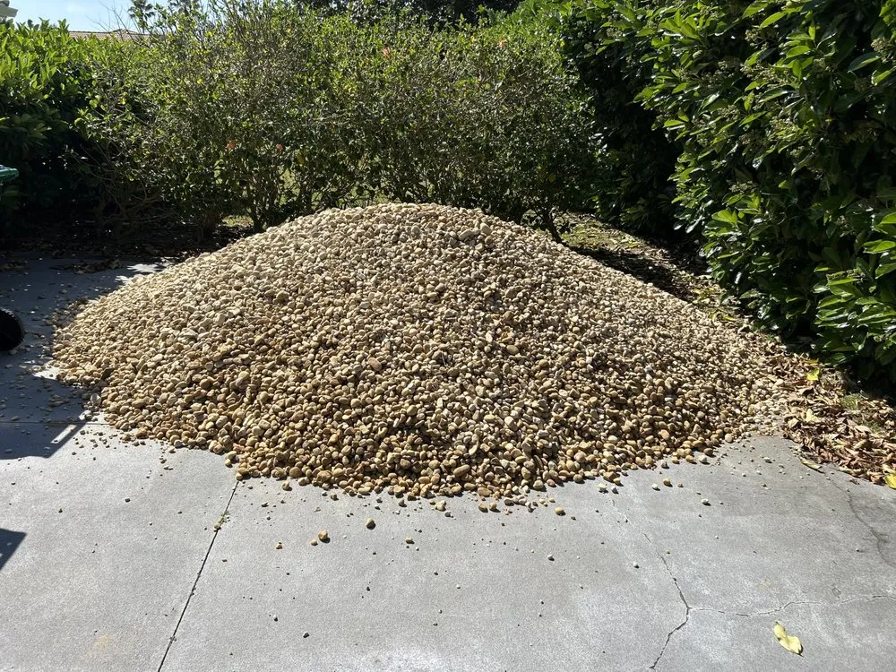 Affordable lawn mowing service near you in Altamonte Springs, FL by FSF Truck Services