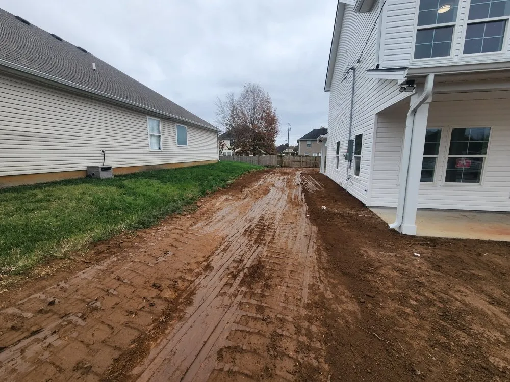 Custom yard cleanup service experts serving Nashville, TN - F&T Landscaping