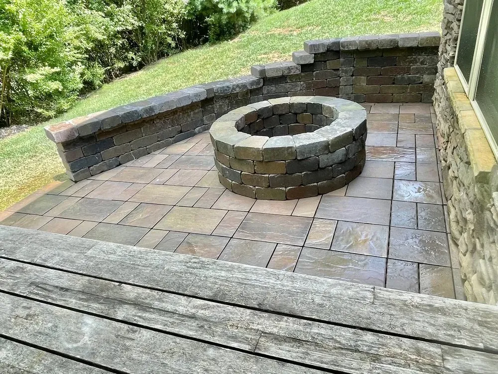 Top-rated lawn mowing service in Pittsburgh, PA - FTC Landscaping