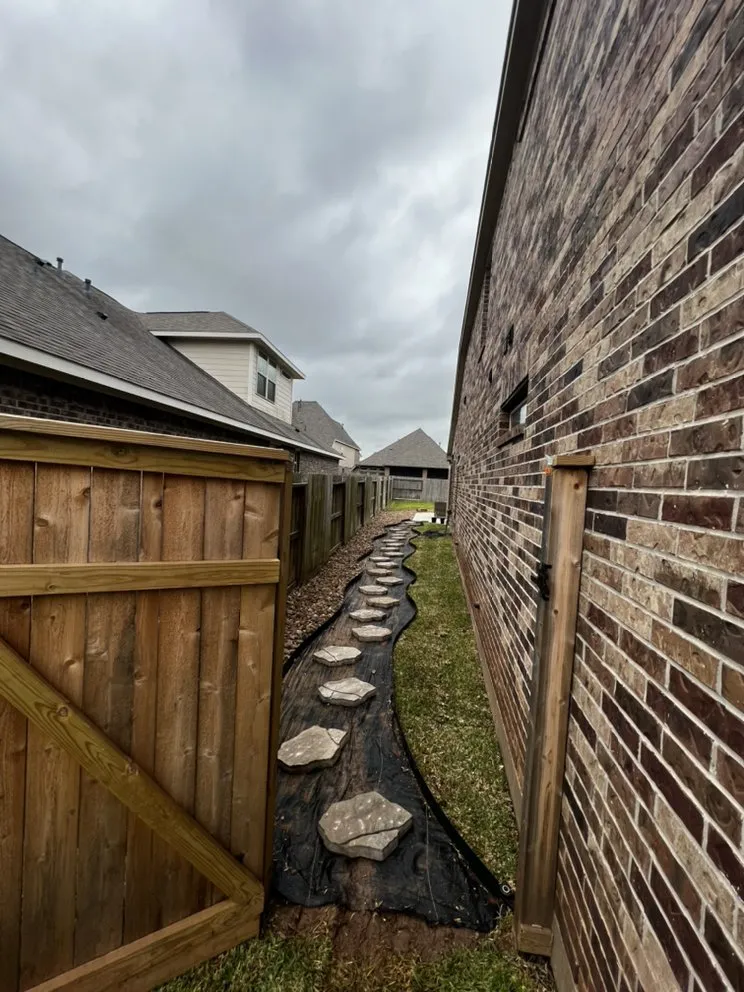 Professional residential landscaping for homes in Sugar land, TX by Fuentes Landscape and Irrigation