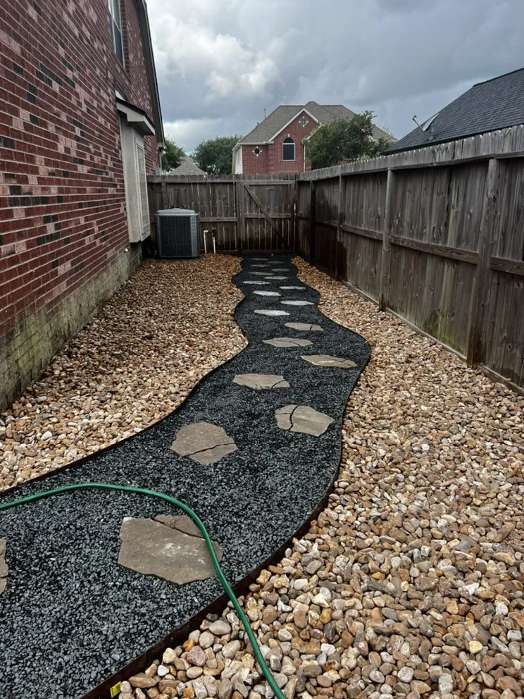 Local lawn care service in Sugar land, TX by Fuentes Landscape and Irrigation