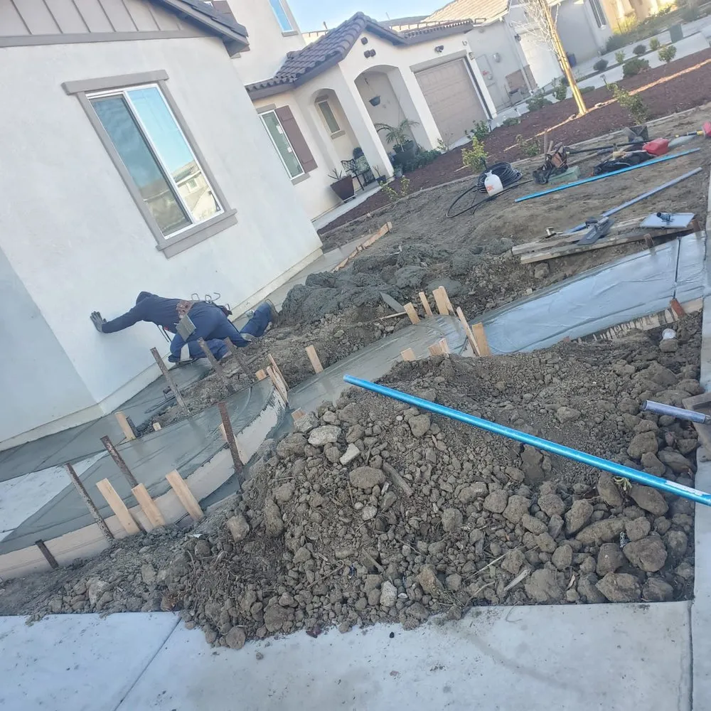 Local landscaping services in Lake Elsinore, CA by Fuentes Landscaping