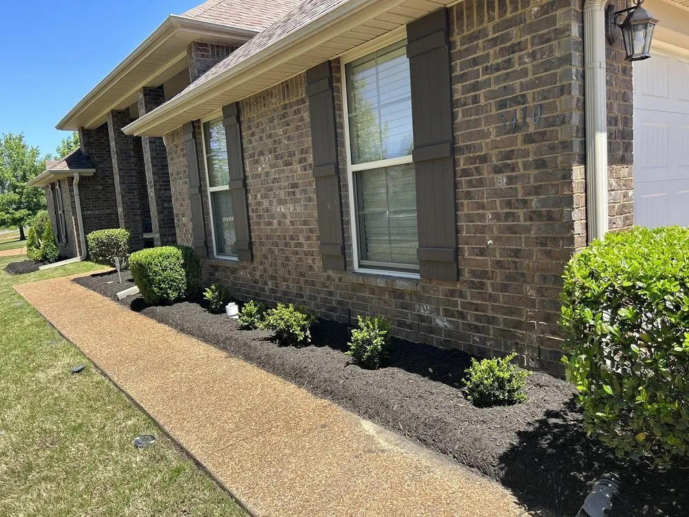 Reliable lawn care service in Memphis, TN - Fuentes Landscaping Service