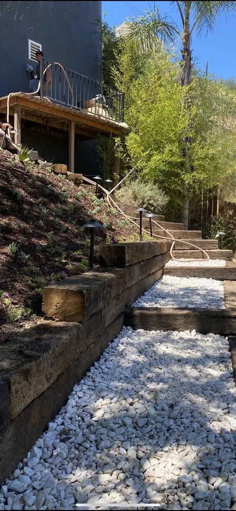 Reliable garden landscaping in Pasadena, CA by Fuentes Landscaping Services