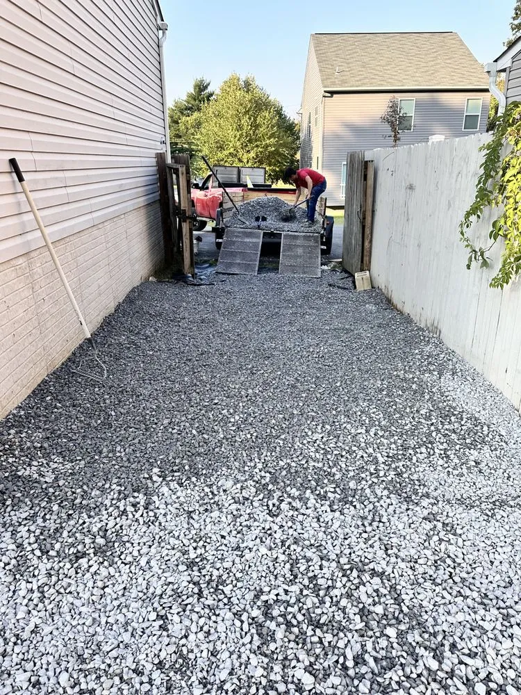 Affordable yard maintenance in Glen Burnie, MD - Fuentes Lawn Service