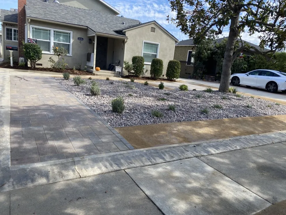 Affordable lawn care service in Duarte, CA by Fuerza Landscape