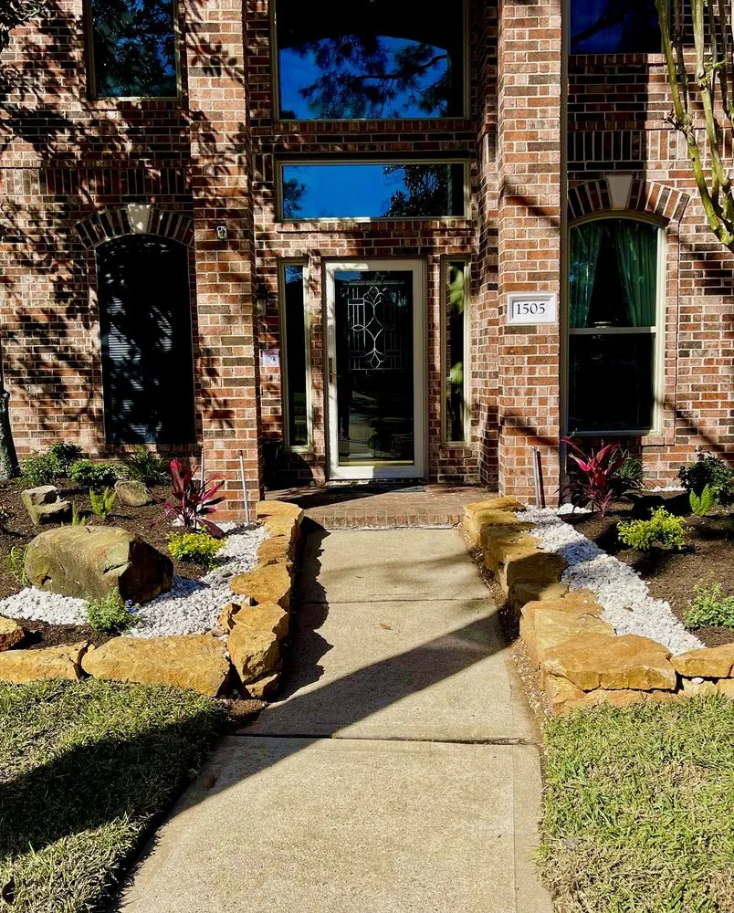 Trusted outdoor landscaping experts serving League City, TX - Full Armor Landscapes