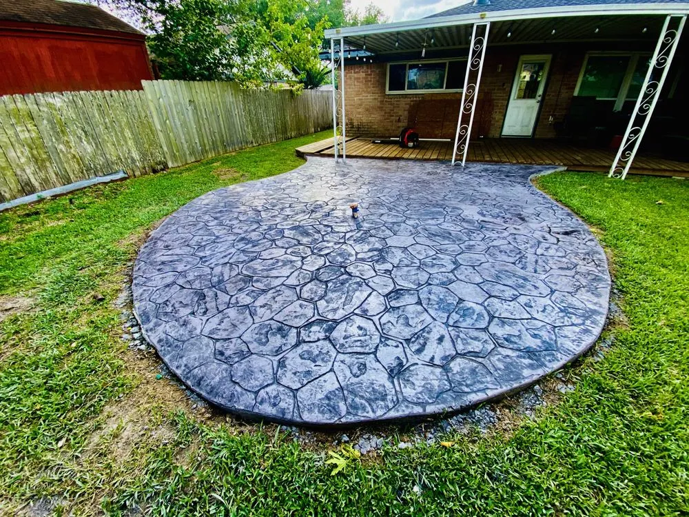 Local yard maintenance with custom design in League City, TX by Full Armor Landscapes