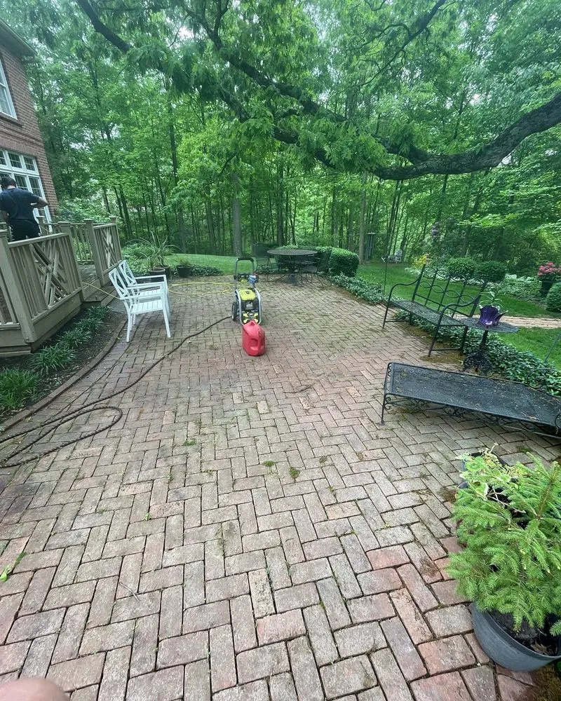 Trusted landscaping services experts serving Dublin, OH - Full Blast Pressure Washing
