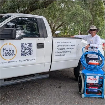 Full Circle House Services Logo