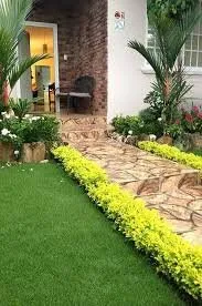 Expert yard maintenance for homes across Plantersville, TX - Full circle landscaping