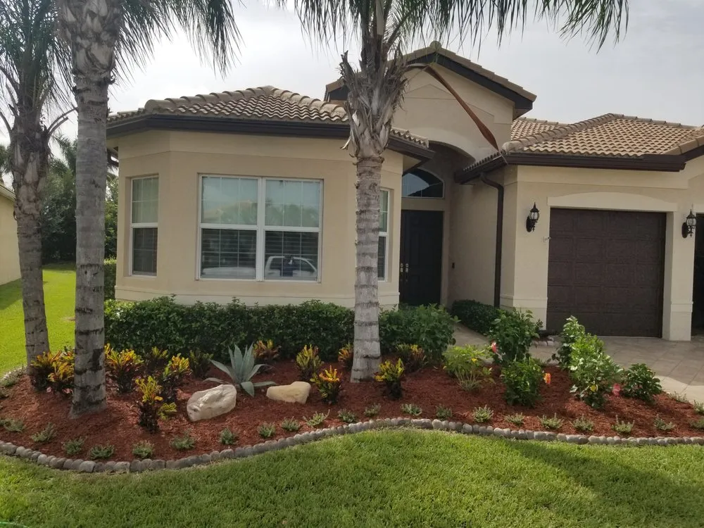 Top-rated lawn care service in Boynton Beach, FL by Full Circle Lawn & Landscape