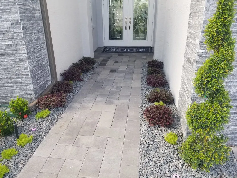 Trusted landscape installation for year-round maintenance across Boynton Beach, FL - Full Circle Lawn & Landscape