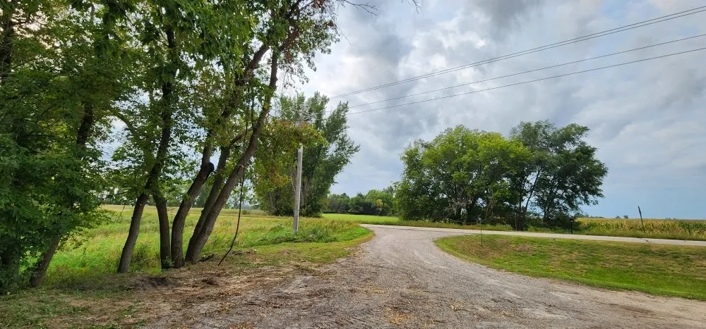 Affordable landscape installation in Litchfield, MN - Full Circle Lawn & Tree