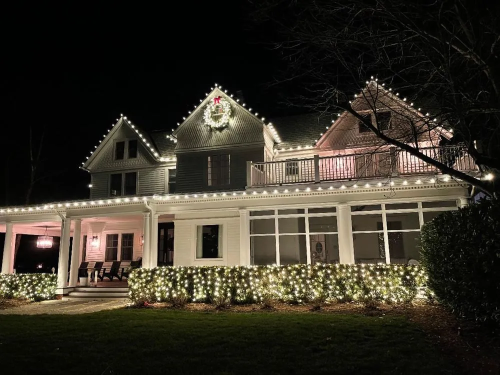 Custom lawn mowing service for homes across Belford, NJ - Full Circle Lawn Care