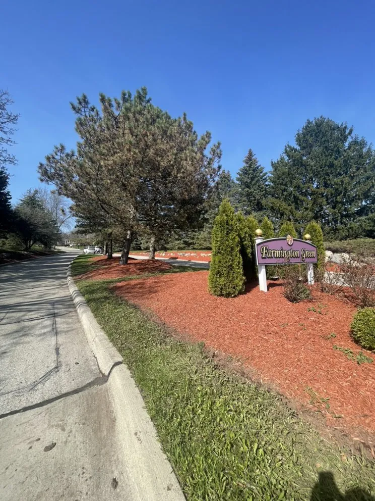 Professional landscaping services near you in Farmington Hills, MI by Full Circle Outdoor Services