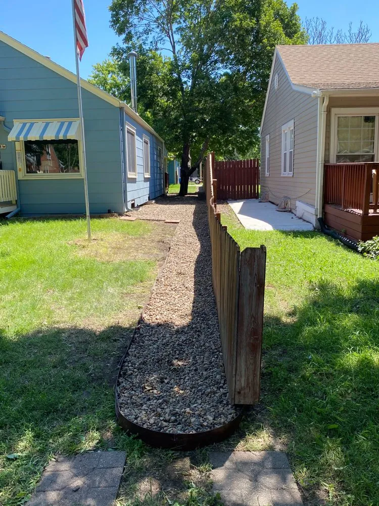 Top-rated lawn care service with custom design across New Cambria, KS - Full send lawn care