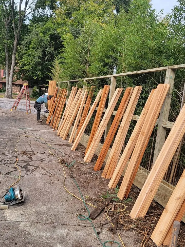 Expert yard maintenance in Houston, TX by Full Service Landscaping