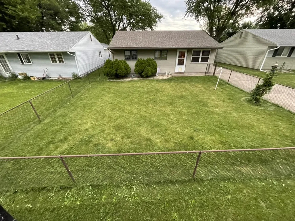 Top-rated landscaping services in Taylor Ridge, IL by Fuller LDC