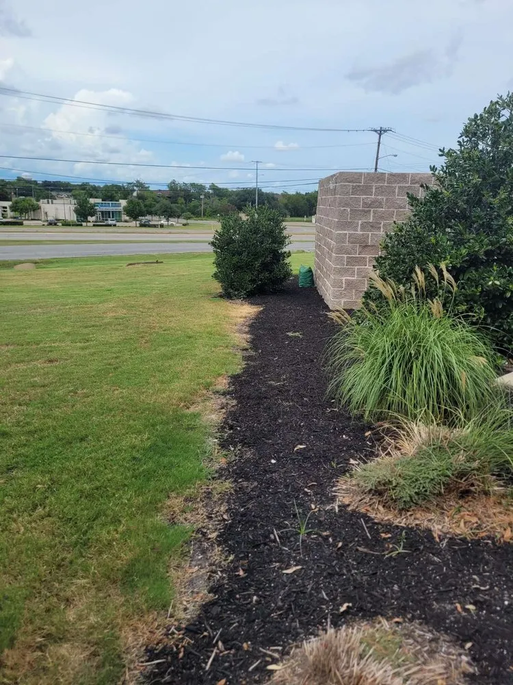 Top-rated garden landscaping in Greenville, TX - Fuller's Lawn Service