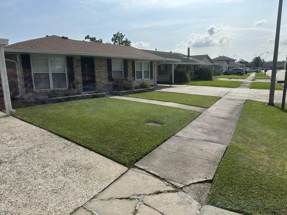 Professional residential landscaping for beautiful yards across Marrero, LA - Fully Involved Lawn And Outdoor Services