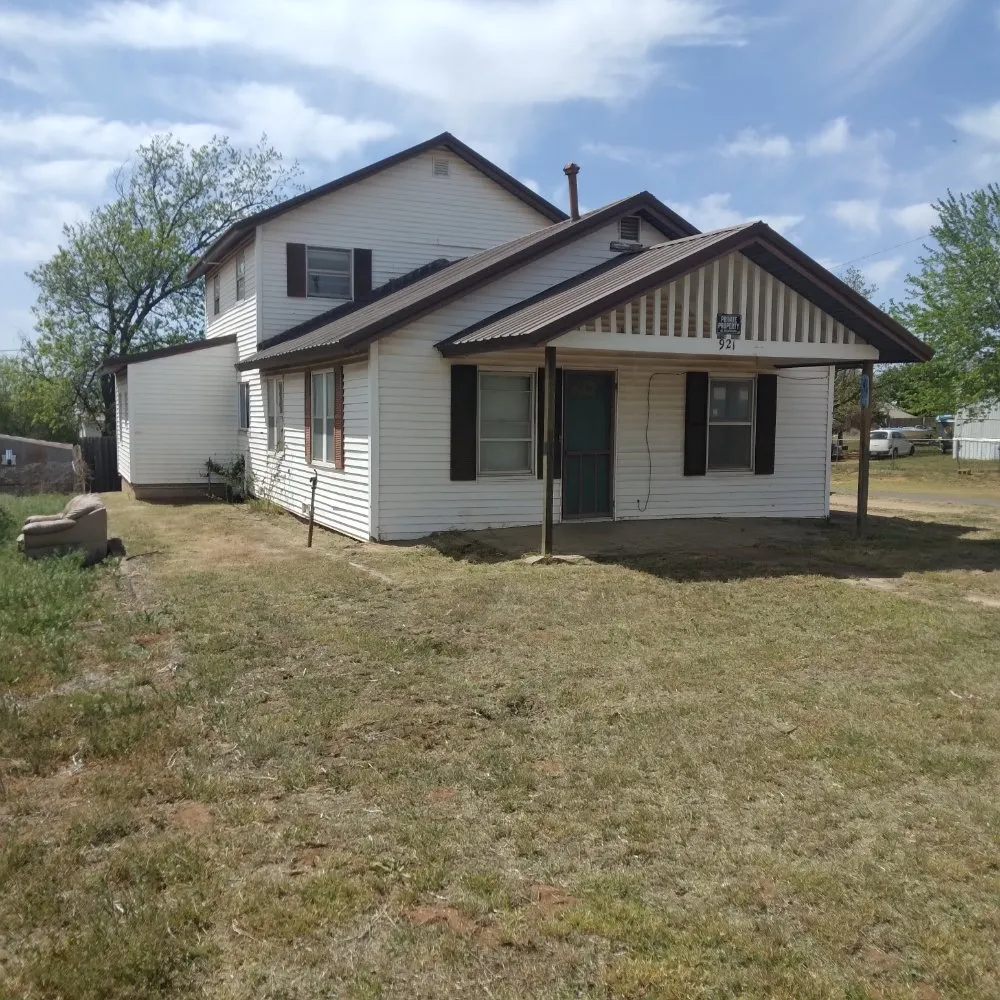 Expert outdoor landscaping in Sayre, OK by Fulton Lawn Care & Tree Services