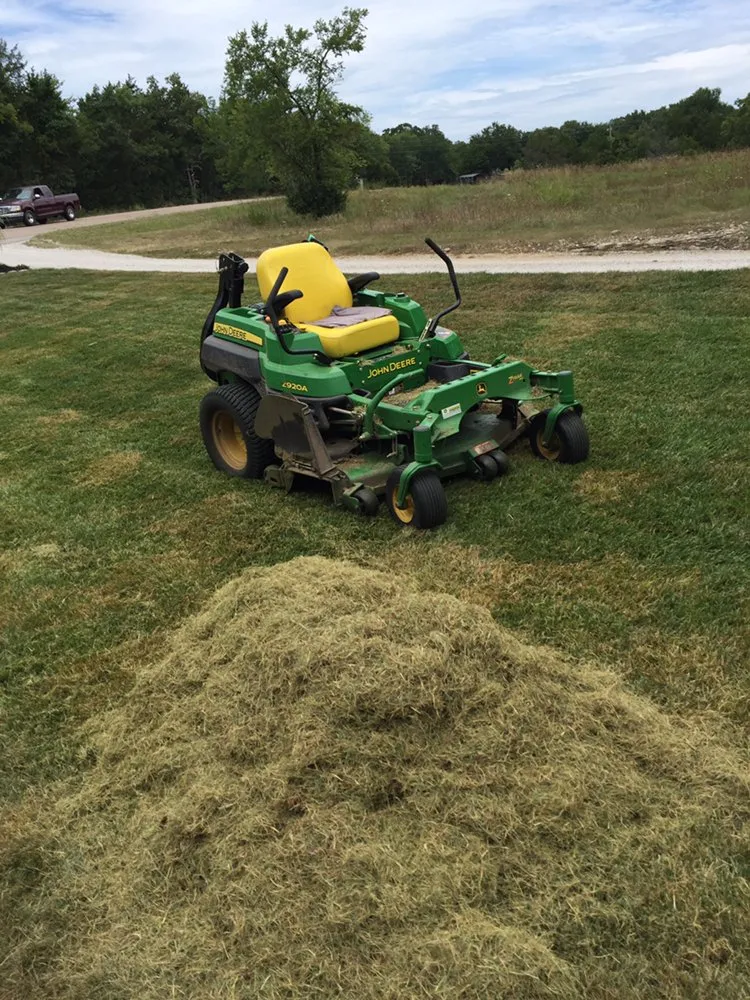 Expert garden landscaping experts serving Kirbyville, MO - Fulton's Excavation and Landscaping