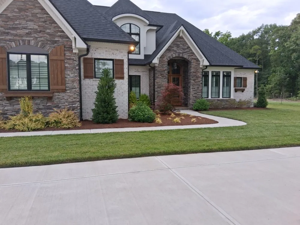 Local residential landscaping for year-round maintenance across Pageland, SC - Funderburk Landscaping