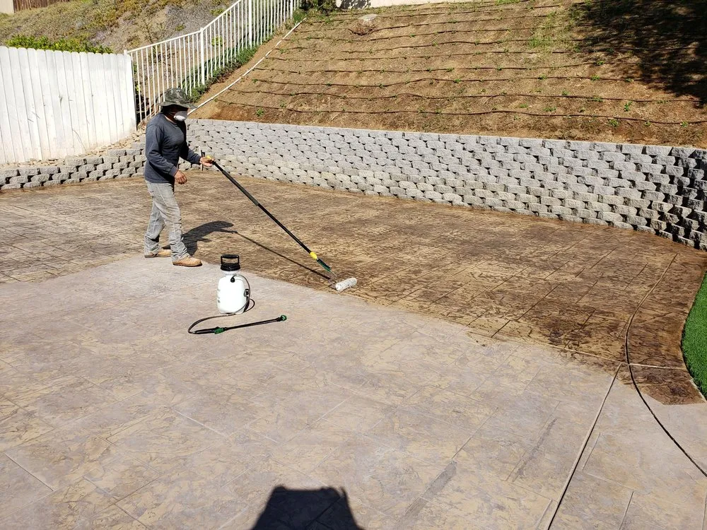 Top-rated lawn care service in Encinitas, CA - Funes Landscaping & Construction