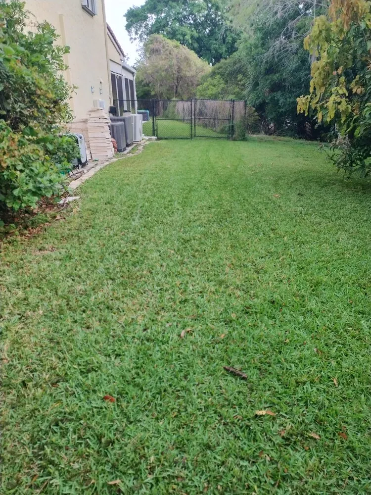 Custom lawn care service near you in Royal Palm Beach, FL by Furia Global