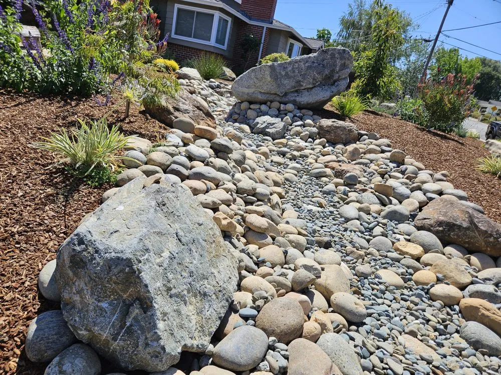 Expert lawn mowing service in Berkeley, CA by Furuichi Landscapes