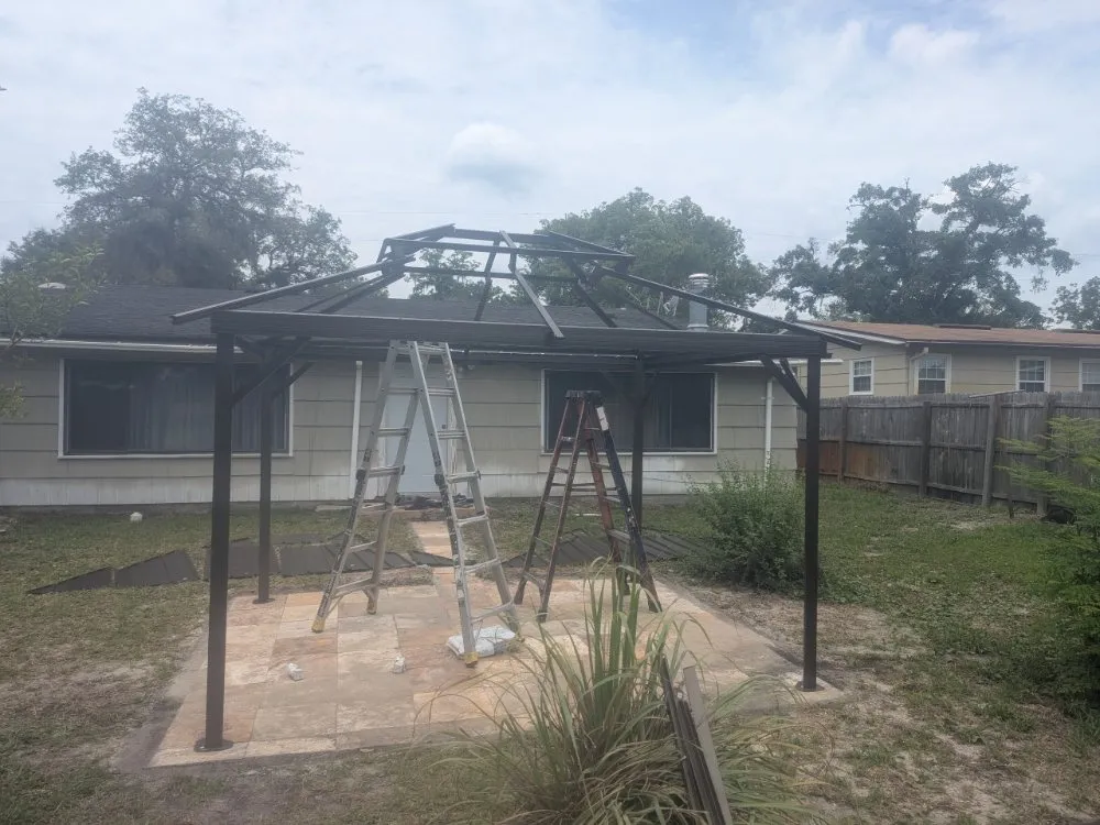 Professional lawn care service experts serving Middleburg, FL - Fuzion Services