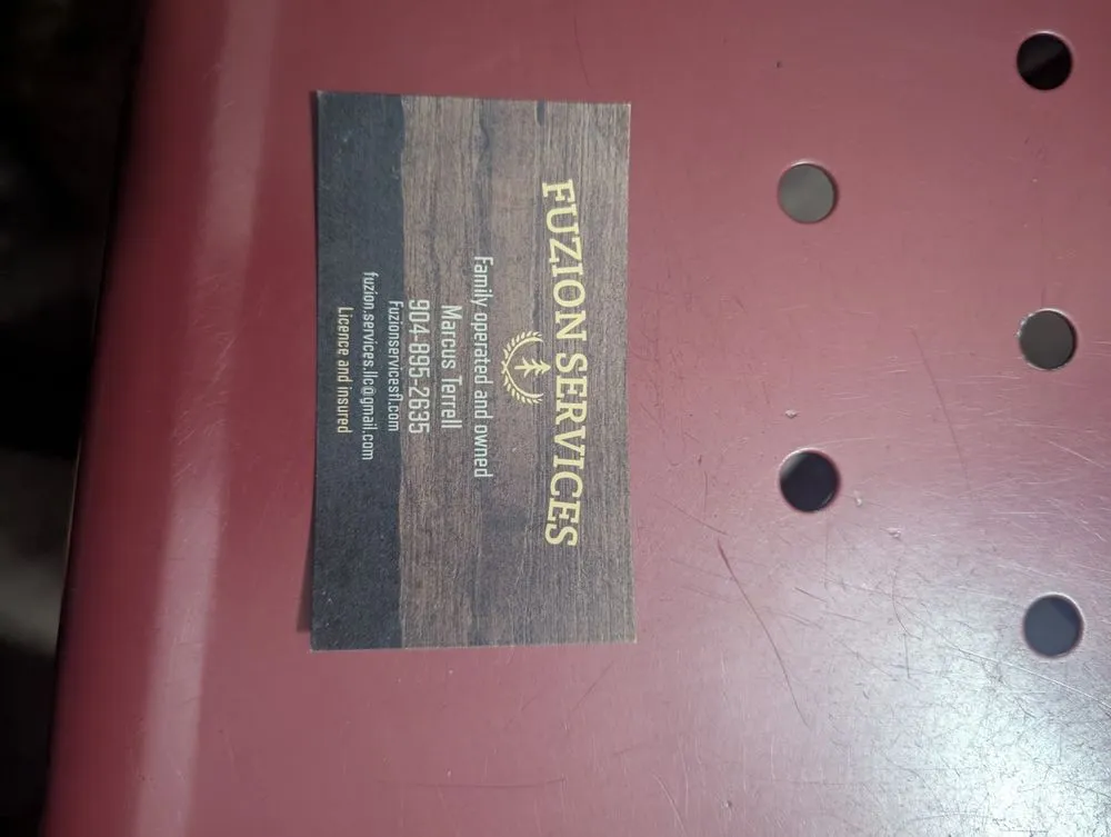 Affordable yard cleanup service experts serving Middleburg, FL - Fuzion Services