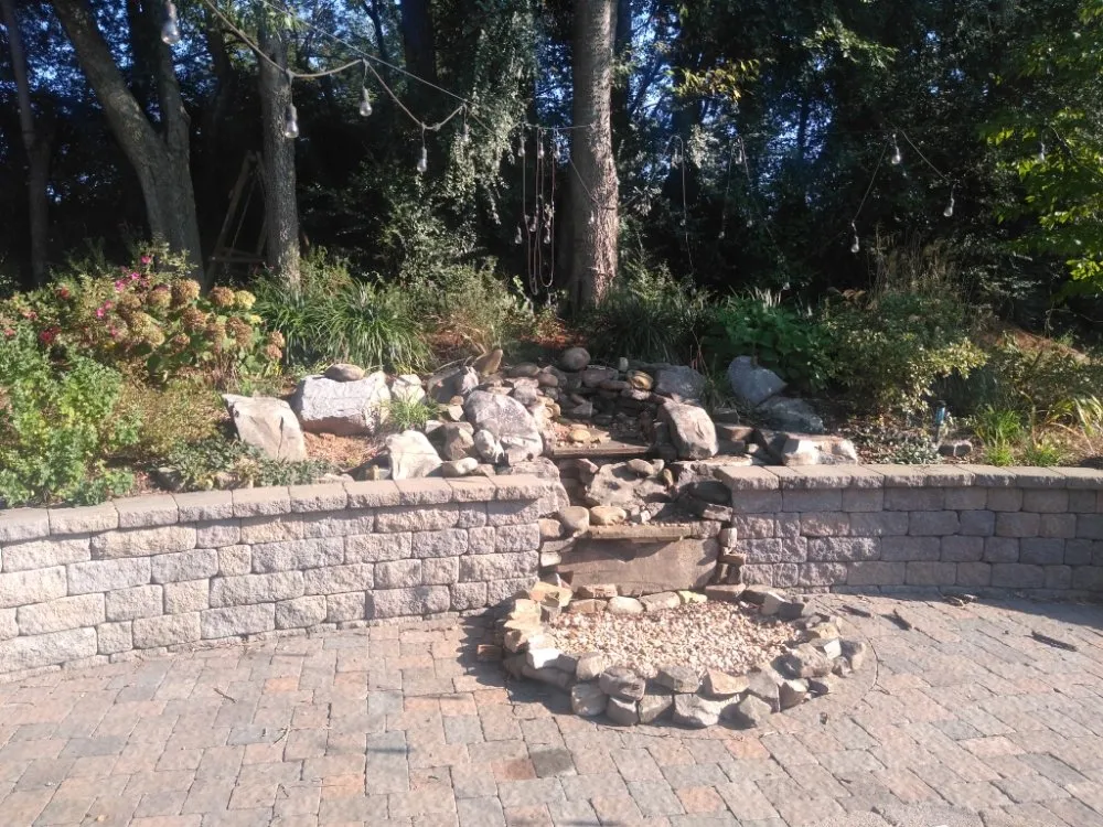 Professional yard maintenance in Huntsville, AL by Fye Tree & Landscaping Professional's