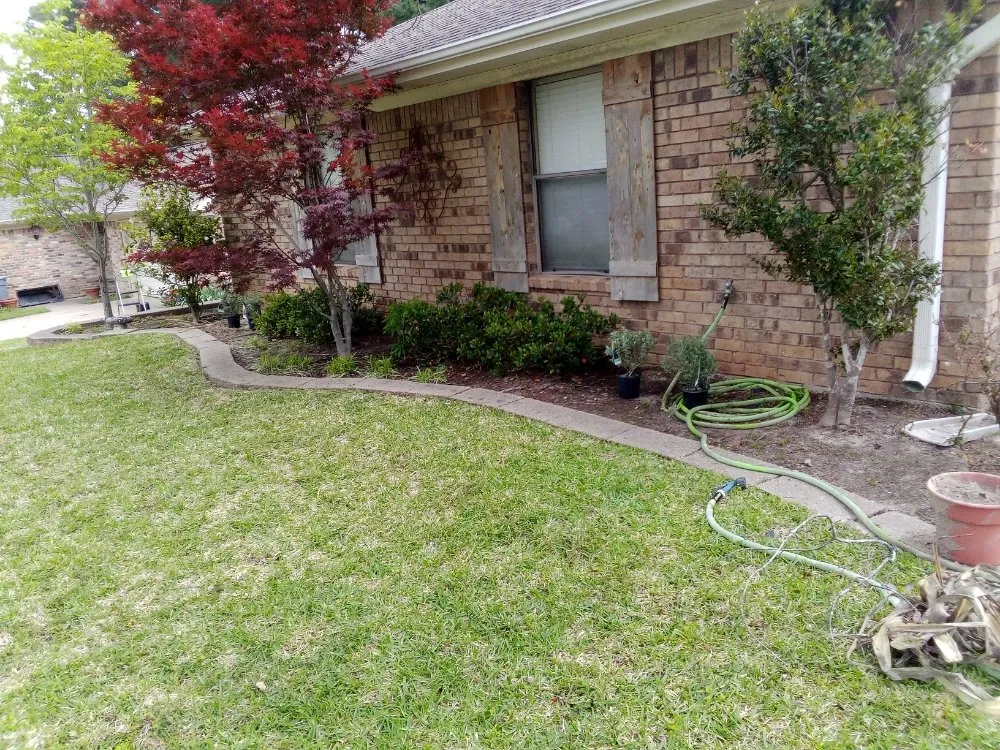 Custom yard cleanup service in Longview, TX - G & B Lawn Care And Landscaping