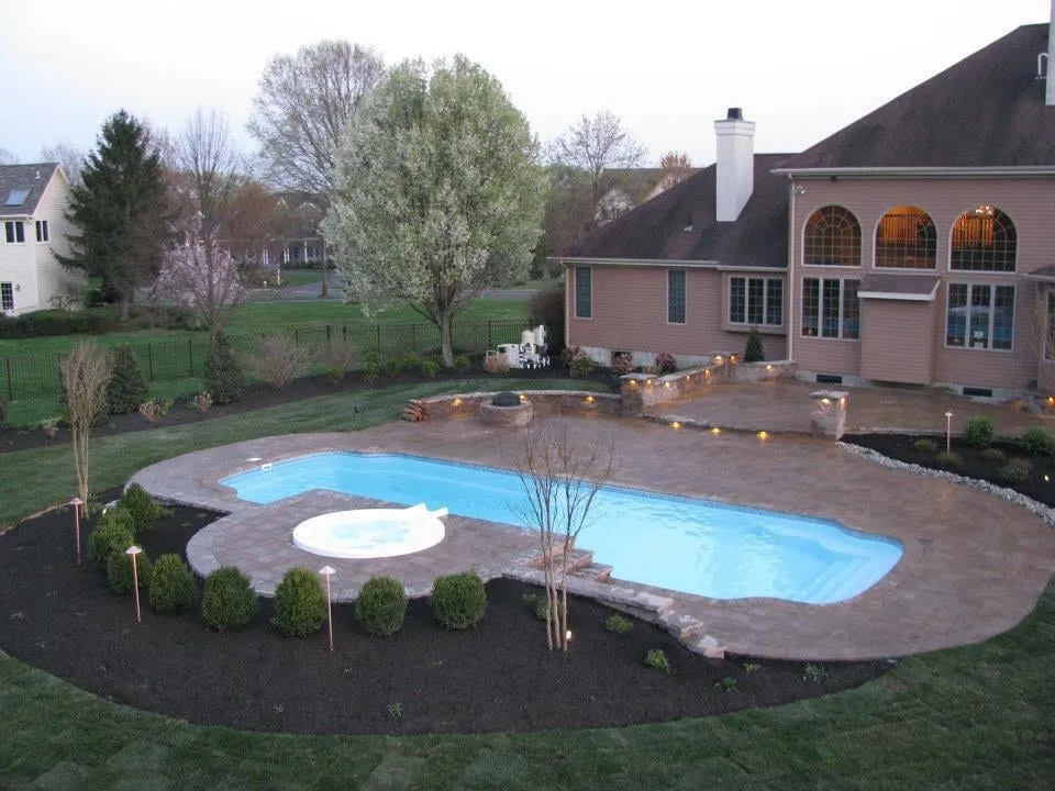Custom lawn care service for beautiful yards in Columbus, NJ by G & G Landscaping Construction