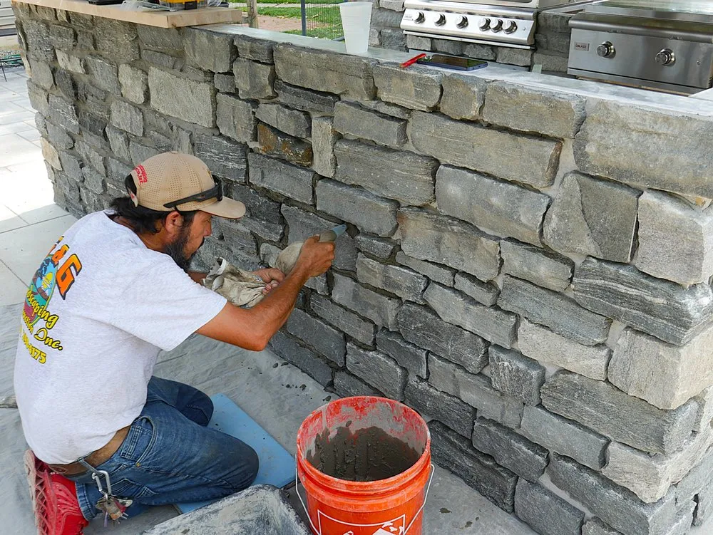 Affordable garden landscaping for beautiful yards across Columbus, NJ - G & G Landscaping Construction