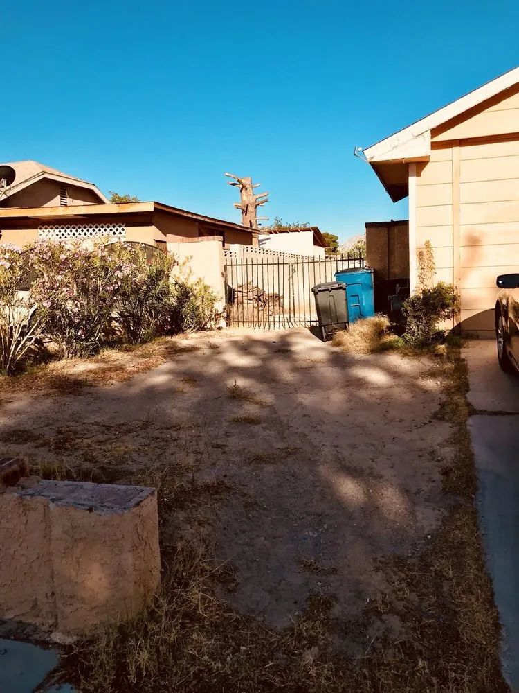 Affordable yard maintenance for homes across North Las Vegas, NV - G & G Landscaping