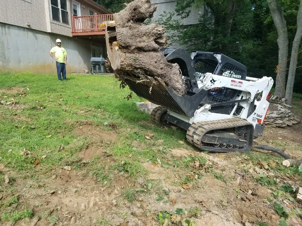 Trusted lawn care service for homes in Imperial, MO by G & G Lawn Care & Tree Service