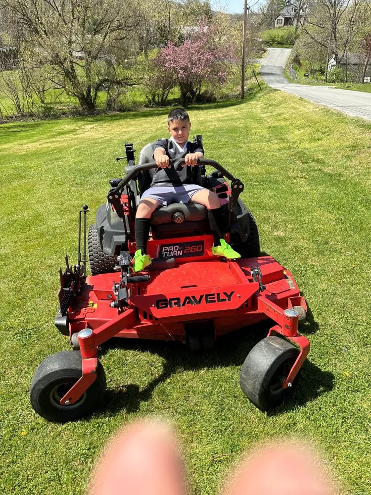 Affordable outdoor landscaping in Johnson City, TN by G & G Lawncare and Home Improvements